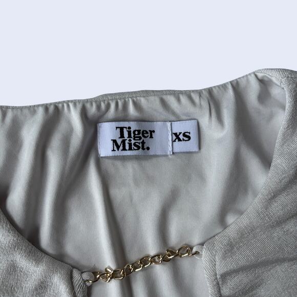 Tiger Mist Chain Detail Sleeveless Top Sage Beige Front Chains XS Y2K - Picture 3 of 5